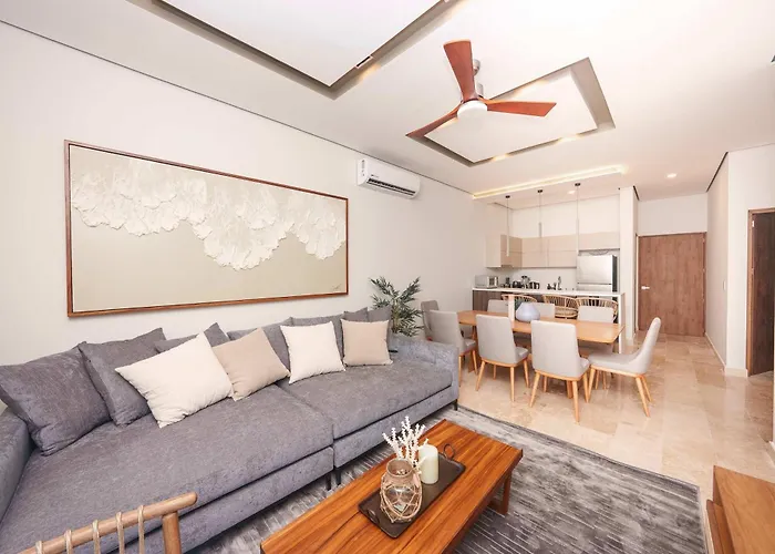 Luxury At Amira District Rooftop Infinity Apartment *