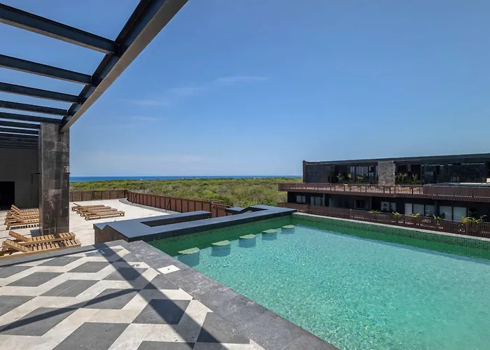 Luxury At Amira District Rooftop Infinity Tulum